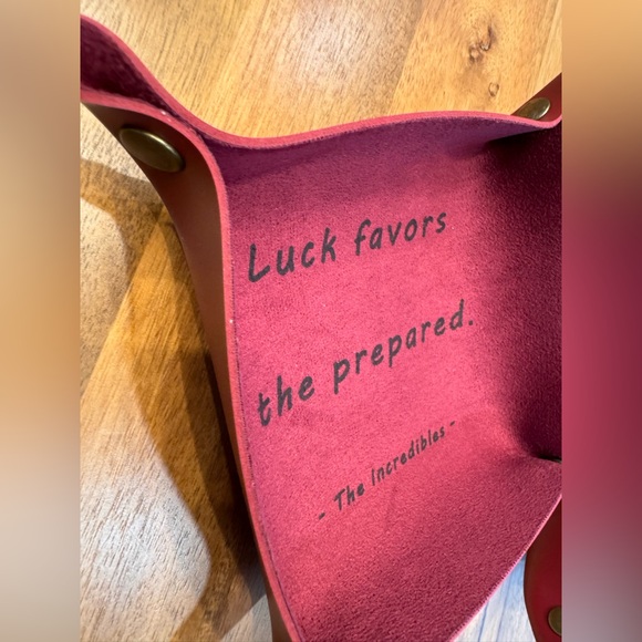 Red Catchall Trays (2) Father’s Day - Picture 2 of 8